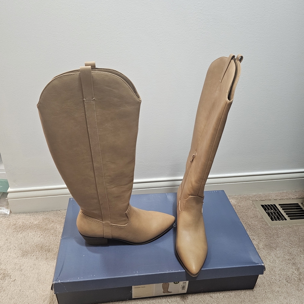 Universal Thread Over the Knee Tan Boots